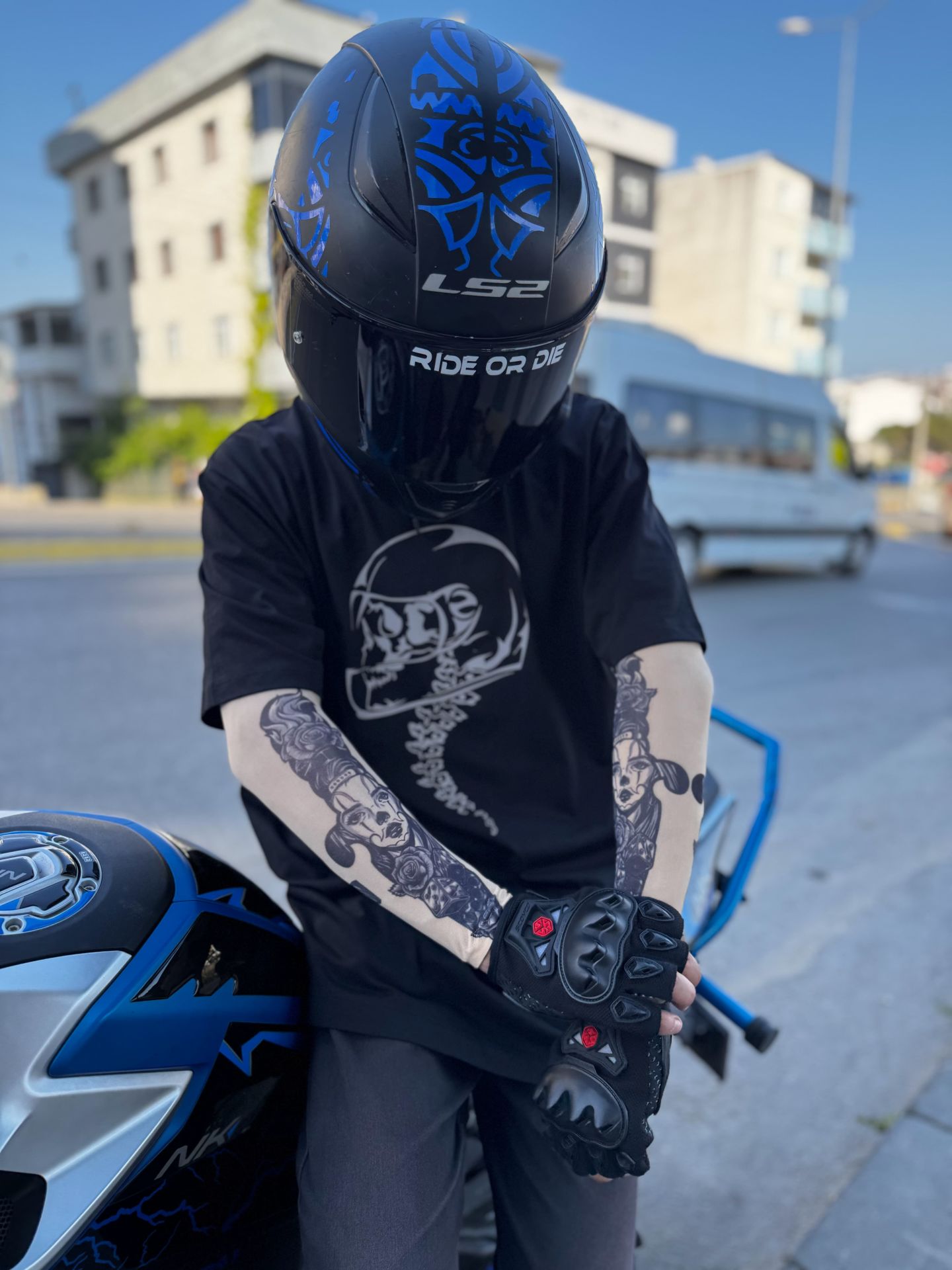 Kol Dövmesi - Güneş Koruması / MODEL-A