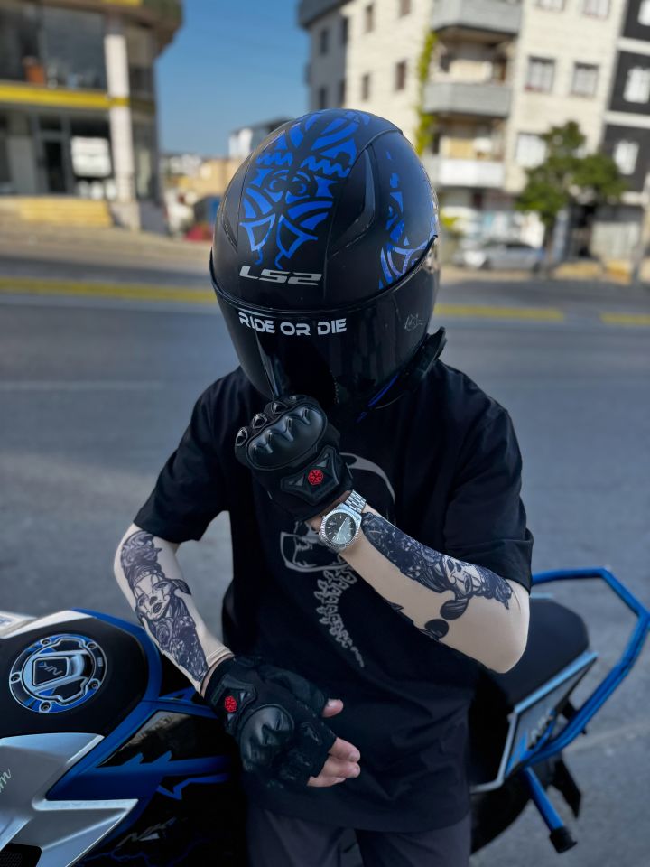 Kol Dövmesi - Güneş Koruması / MODEL-A