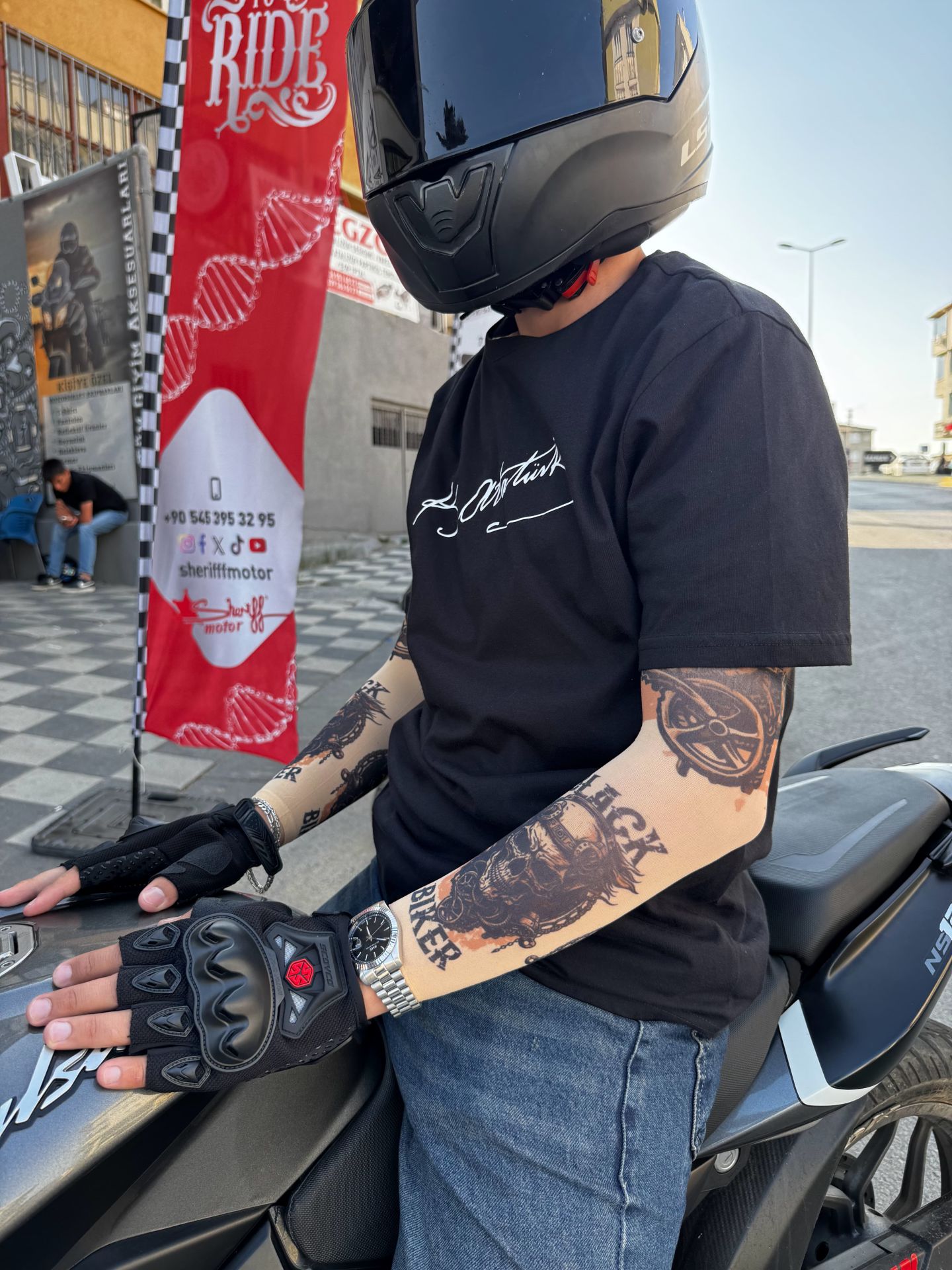 Kol Dövmesi - Güneş Koruması / MODEL-B