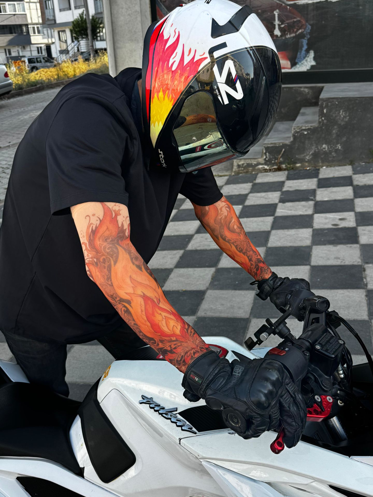 Kol Dövmesi - Güneş Koruması / MODEL-D