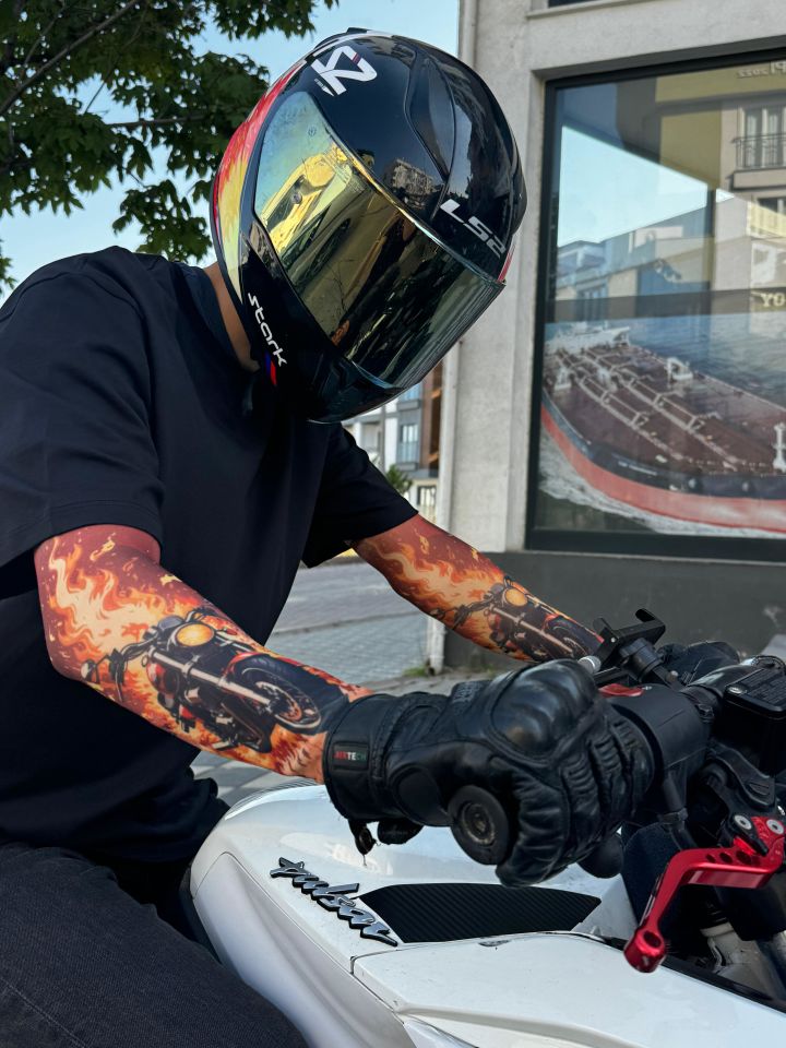 Kol Dövmesi - Güneş Koruması / MODEL-F