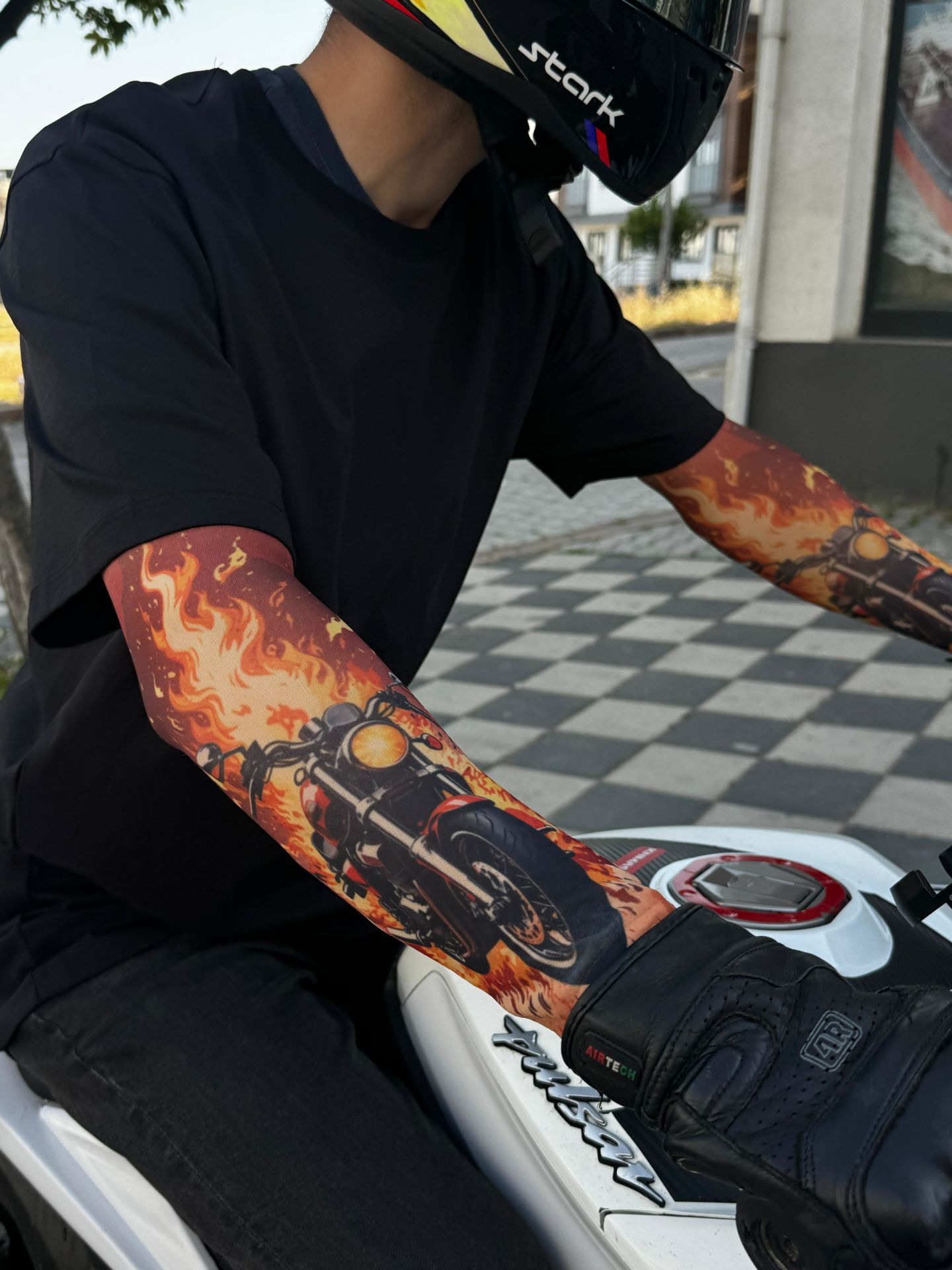 Kol Dövmesi - Güneş Koruması / MODEL-F