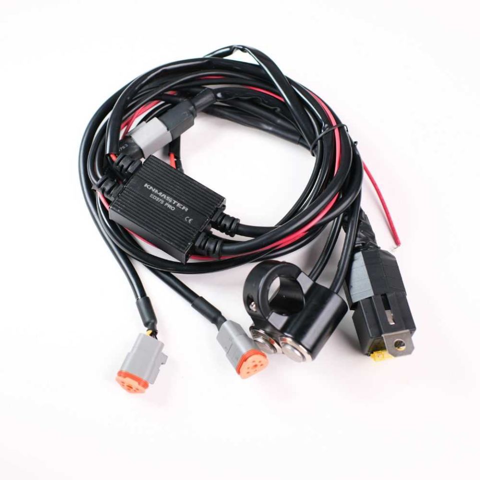 KNMASTER ED-375 PRO B: İki Tuşlu Role Sistemli Motosiklet Çakar Devresi