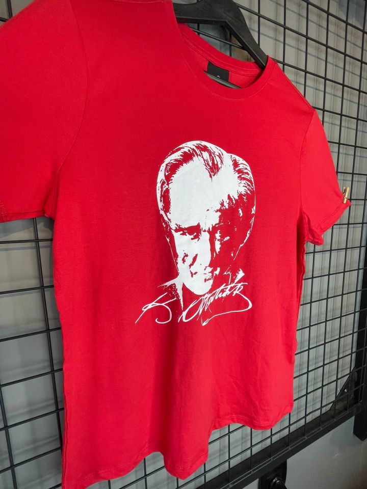 Atatürk Tshirt Beyaz