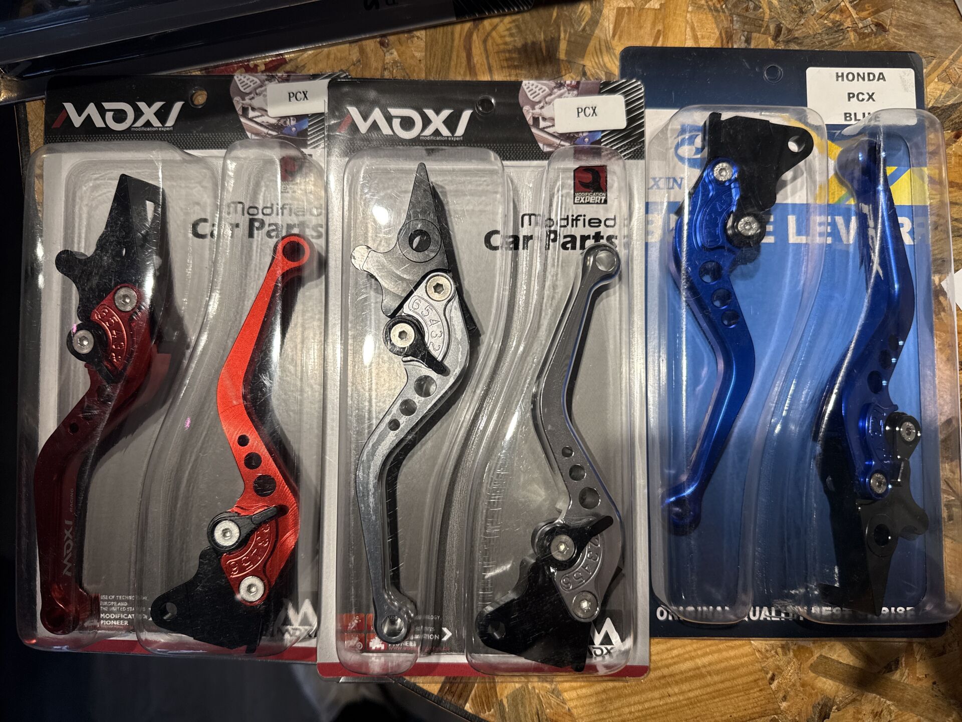 Honda pcx spor manet